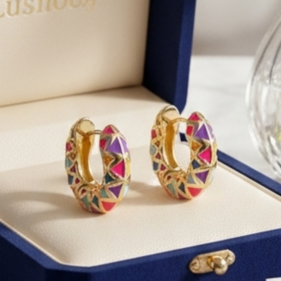 FingerBlingers Jewelry - Colorful Geometric Hoop Earrings